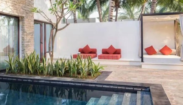 Experience Luxury Living in Beach Resort! Plunge Pool & Sundeck, Spa Facility!