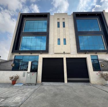 Extraordinary 6 Bedroom Villa in Abu Dhabi - Group Getaway