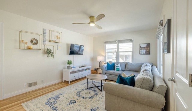 Family Home Near Downtown SLC | Workspace & Yard