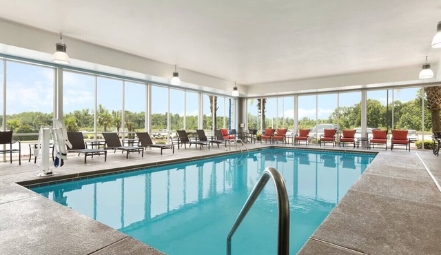 Florence Civic 2Queen Studio Pool, Gym, Breakfast