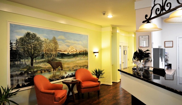GuestHouse Enumclaw in Enumclaw