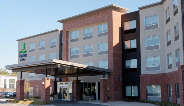 Holiday Inn Express & Suites - Summerville by IHG