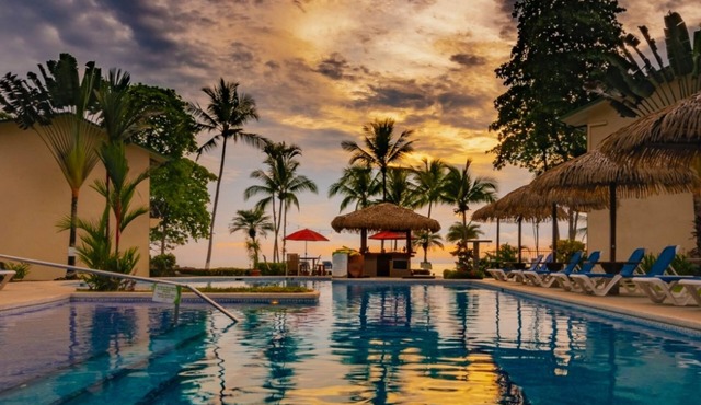 Hotel Club Del Mar