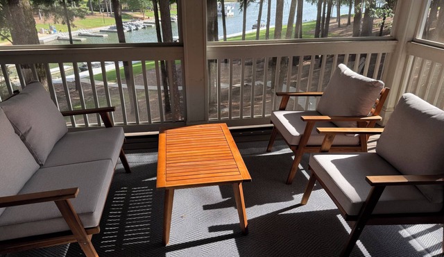 Lake Oconee - Waterfront 3 BR, 3 BA condo inside Reynolds, Greensboro, GA.