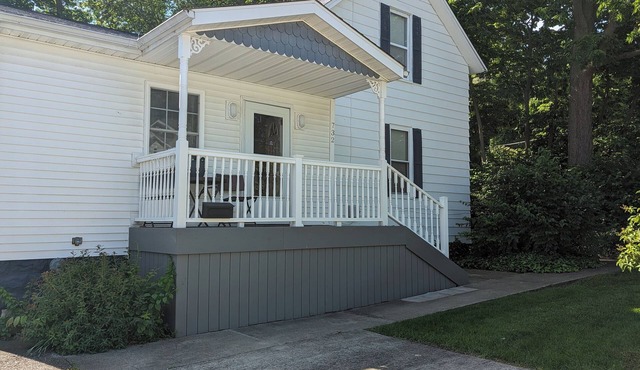 Location! Walk to beach. Walk to town. Great fall dates still available.