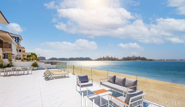 LUX The Ultimate Island Palm Villa