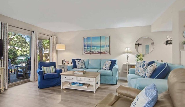 Luxury Villa, w/Patio Steps to Beach Hilton Head