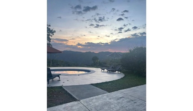Mountain Paradise with 9 Waterfalls & guest house