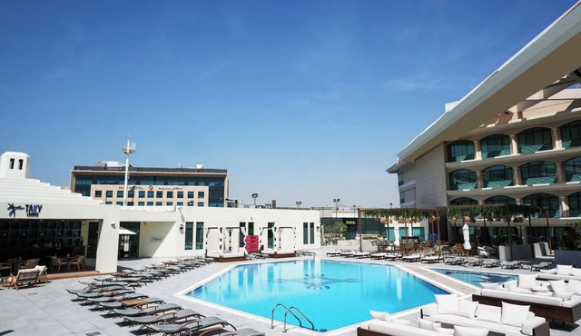 Movenpick Al Bustan | Executive Room | 5-Star Stay, Health Club, Easy Access