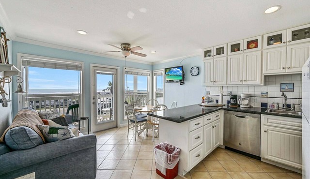 On the Beach. Balcony with Expansive Gulf and Sunset Views (1202)