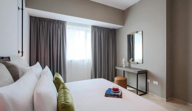 One Bedroom Apartment In Marina By E R