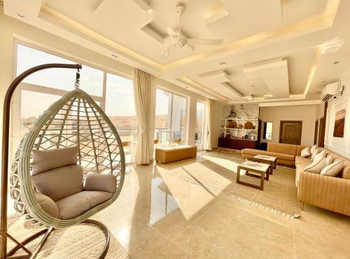 R61 Sunrise Chalet