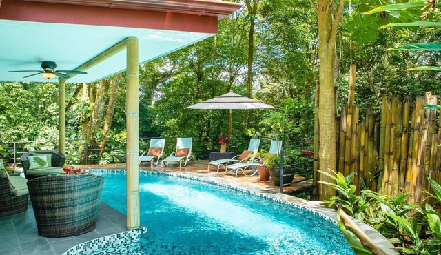 Rainforest Gem 2BR Aracari Villa with Private Pool, AC & Wi-Fi