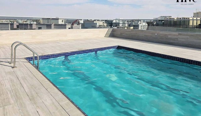 Renovated Al Warqa Apt W Pool & Fast WiFi