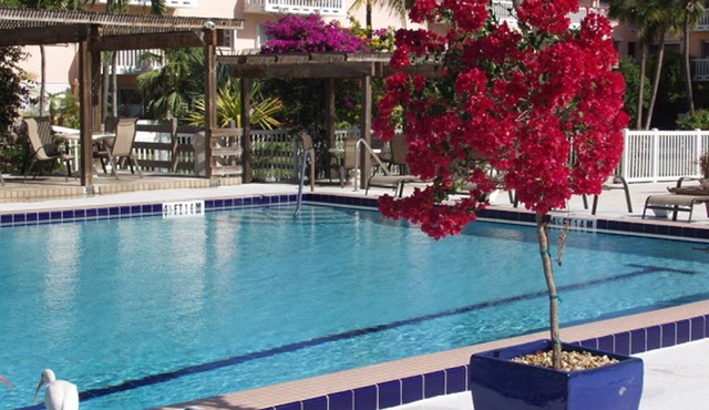Seaside Condo, DECEMBER SPECIAL