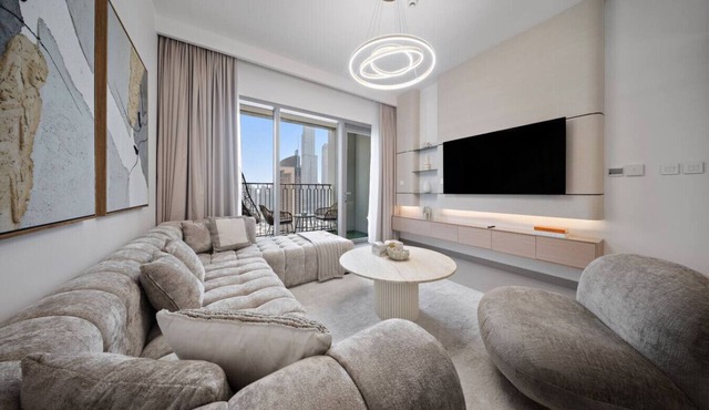 Serene 2BR w/Burj View DT Dubai