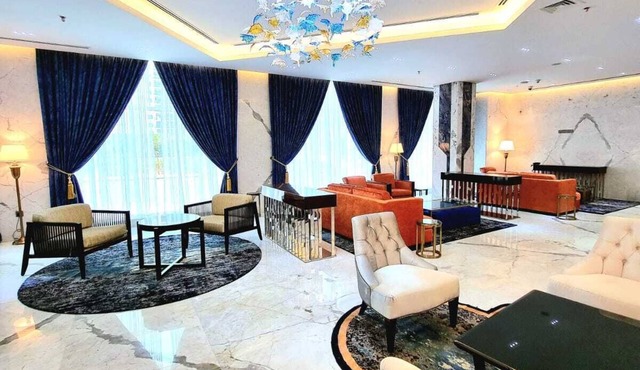 Seven Seas Hotel