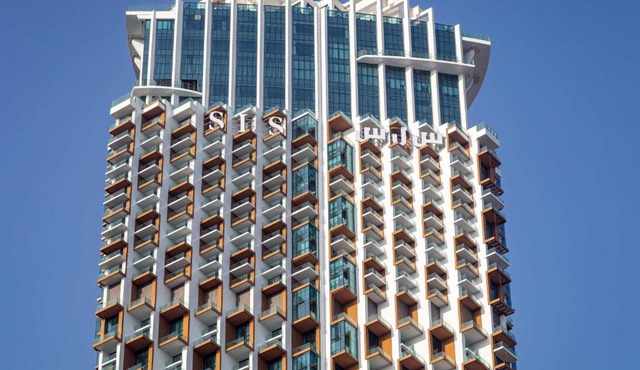SLS Dubai Hotel & Residences
