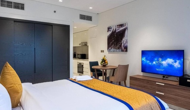 Studio Apartment Near Al Maya Supermarket By Luxury Bookings