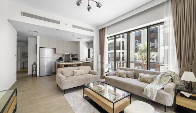 Stylish 2BR | Creek Grove | Near Downtown