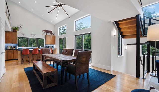 Sunset Perch, Modern Southold Home with Rooftop Deck and Heated Pool in North Fork