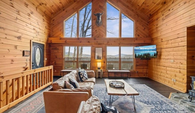 SUNSET RIDGE In the Clouds at Lake Toxaway Sleeps 16 Cozy SPECTACULAR VIEW