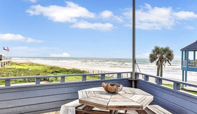 The Pelican’s Nest- Beachfront Getaway