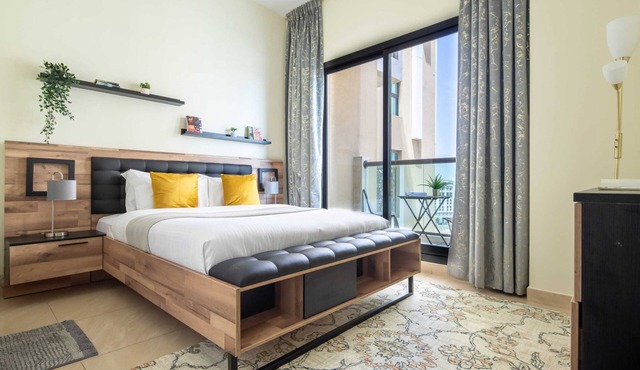 Tranquil 2BR Maid's Room w Partial Canal Views