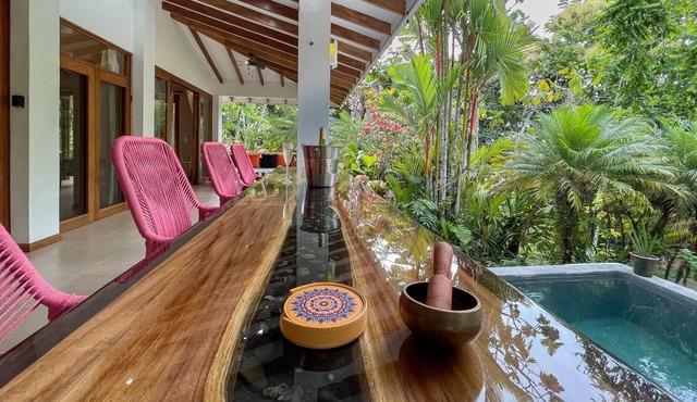 Tropical villa with private pool in Manuel Antonio