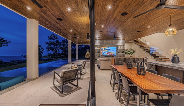 Villa Estrella - Ocean View- Luxury Home