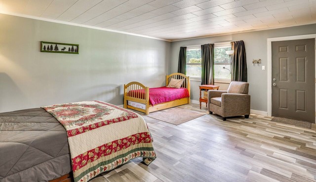 Walk to Main St & Schroon Lake! Cozy Upstate Gem