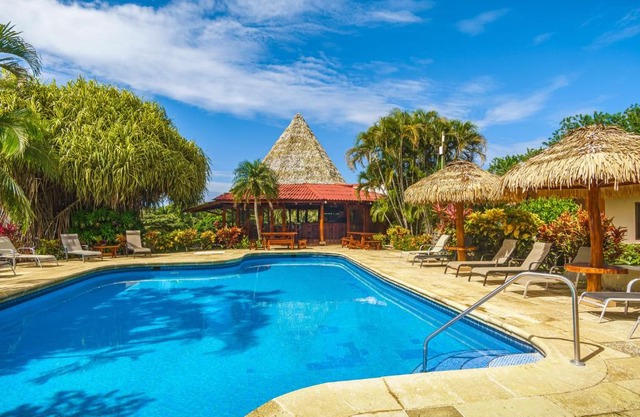 Guacamaya Lodge 