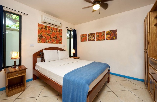 Only 350 meters from Tamarindo beach and downtown. In quiet and safe area.