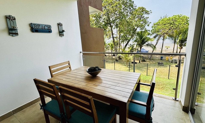 Bejuco Villa | Beachfront Getaway, AC, Pools and Sunset Views
