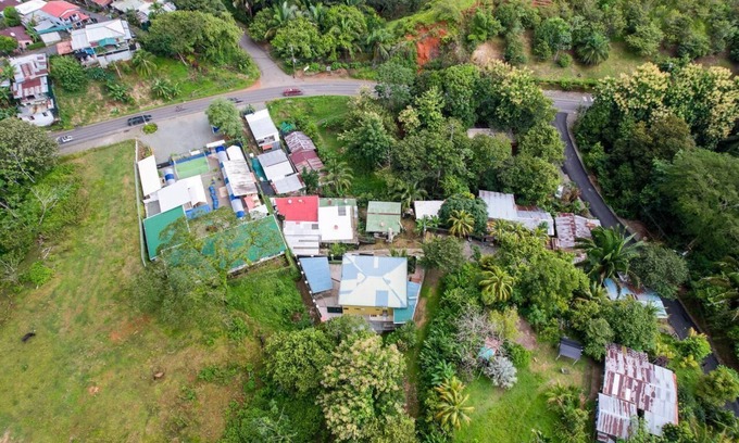 El Cerro House | Charming 3-bedroom house with AC and WiFi in Quepos