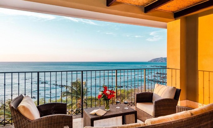 Playa Langosta Hotel | Crystal Sands 504