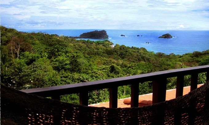 Manuel Antonio Villa | Gorgeous Views of Pacific and Rainforest