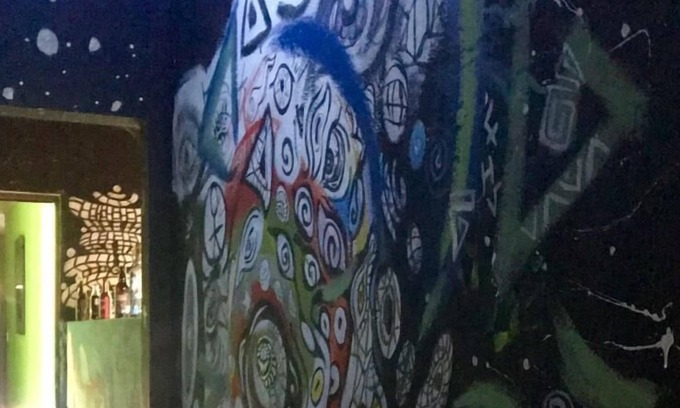 Agonia Hostel | La Taca building, hostel and pizzeria