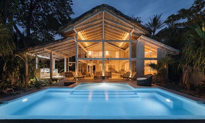 Carmen Villa | Unique beachfront surf ECO Villa