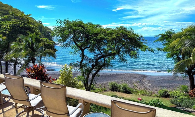 El Ocotal Villa | Villa Cala N°11 - 23 Steps to the Pacific Ocean, Luxury Villa with Stunning View