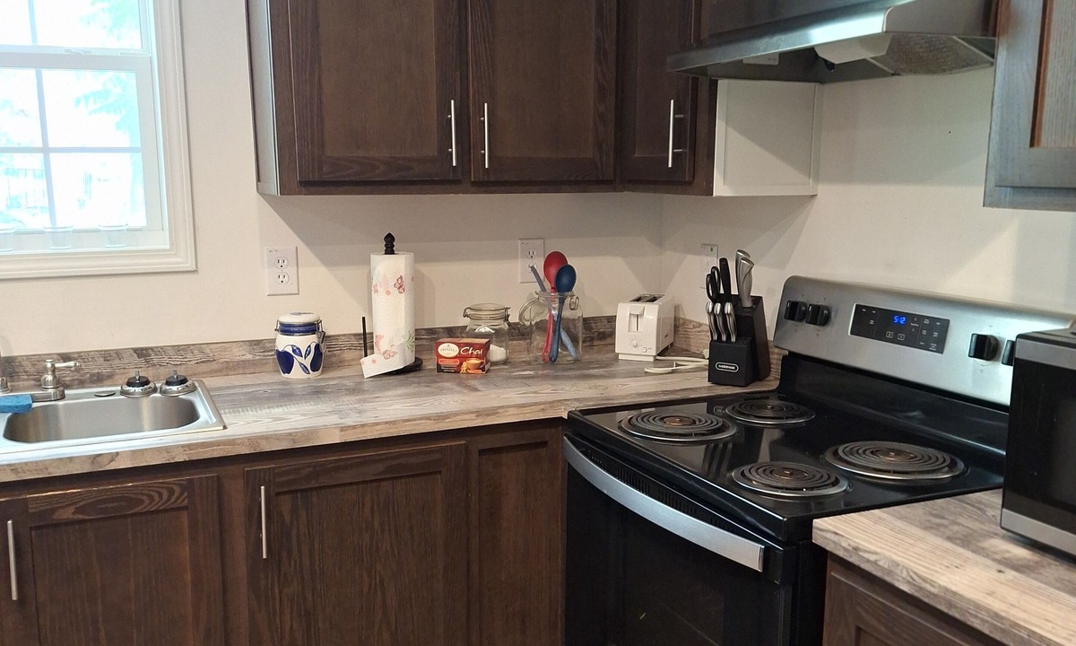 Lexington House | Cozy 1-bedroom close to Lake Murray, Augusta, Lexington & Columbia.