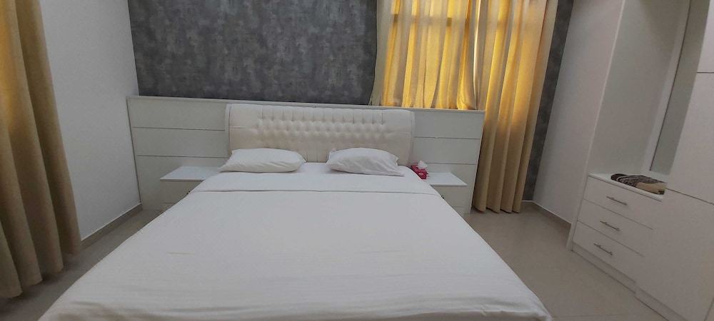 Photo of Bedroom in Al Ghubrah Ash Shamaliyyah