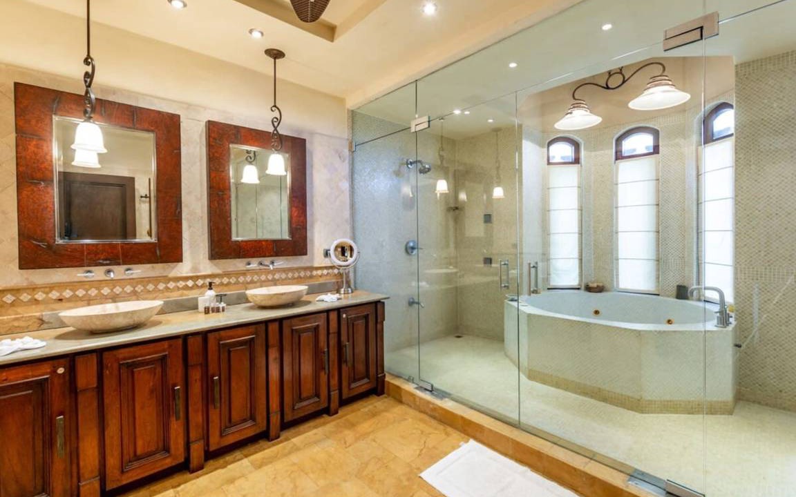 Photo of Bathroom in Playa Flamingo