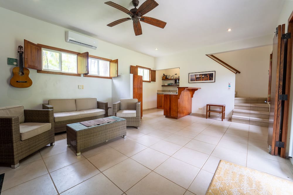Photo of Livingroom in Javilla