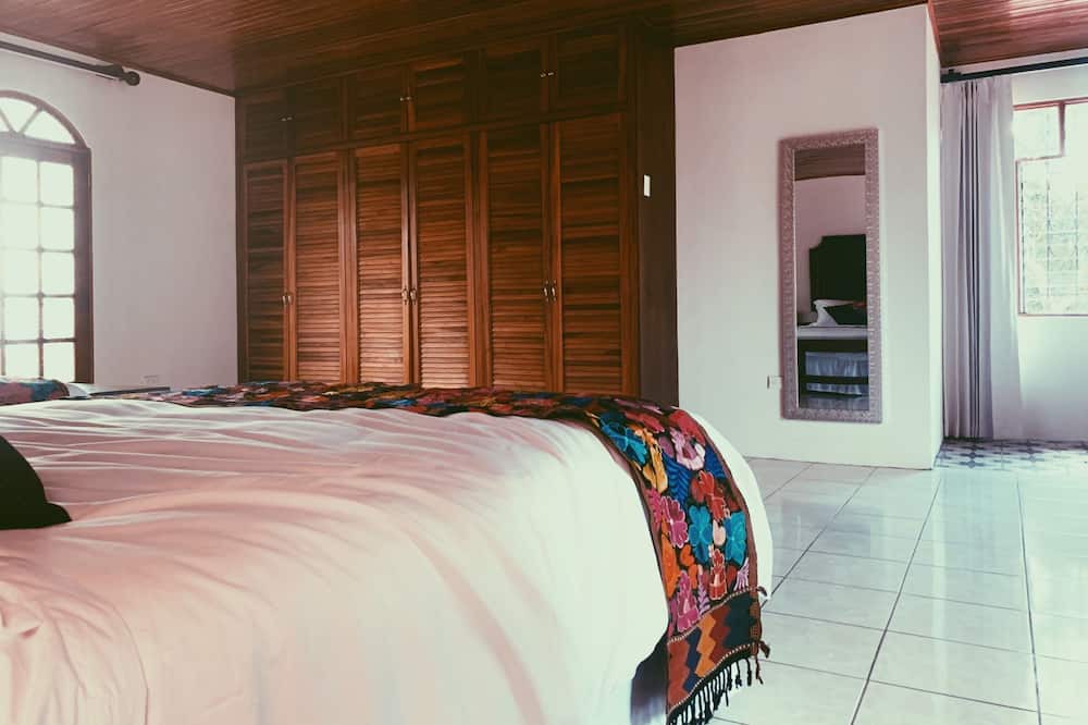 Photo of Bedroom in Alajuela