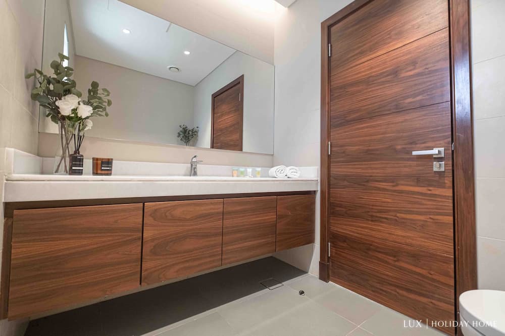 Photo of Bathroom in Dubai