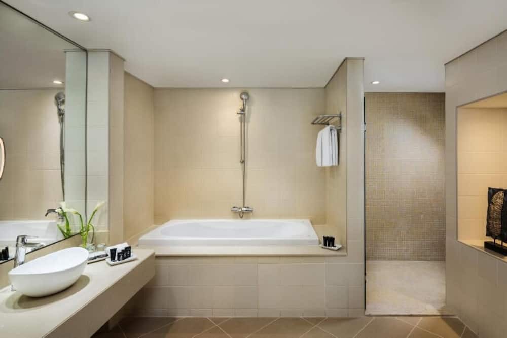Photo of Bathroom in Al Mafraq
