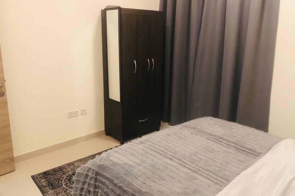 Photo of Bedroom in Mirdif