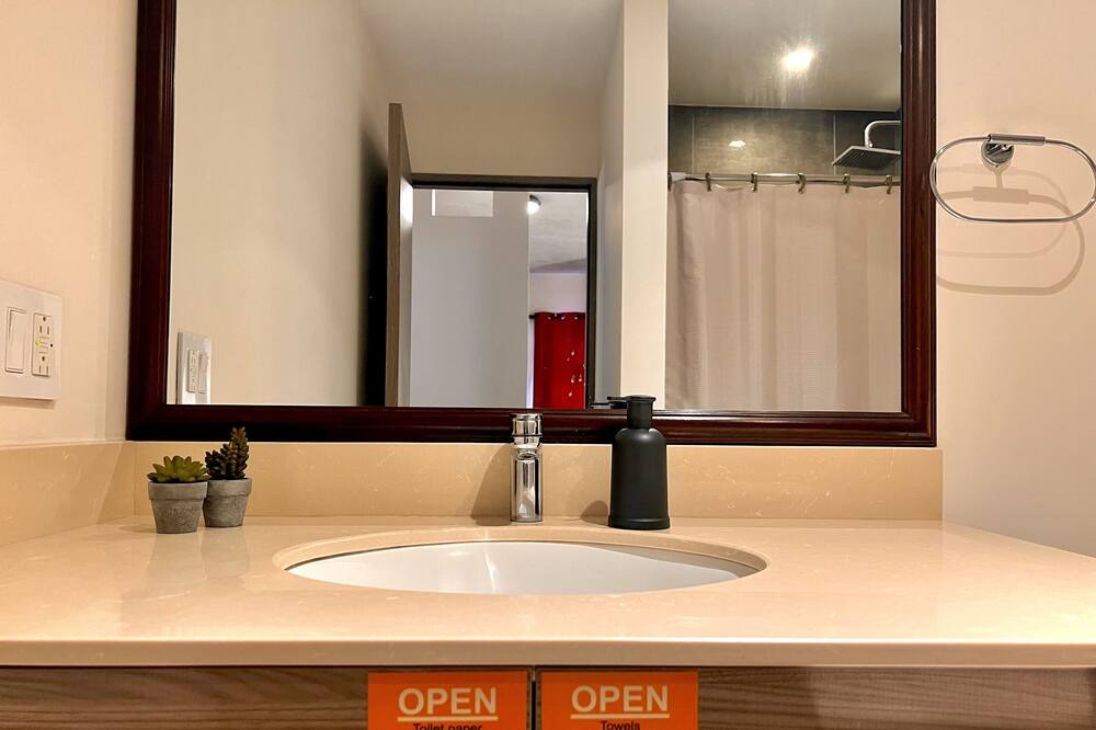 Photo of Bathroom in Heredia