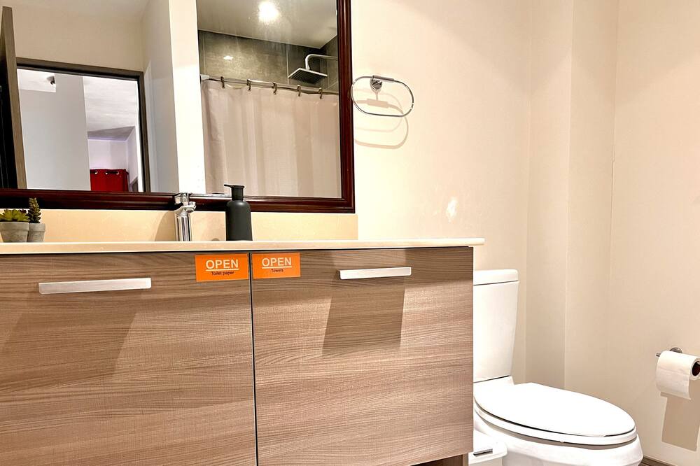 Photo of Bathroom in Heredia